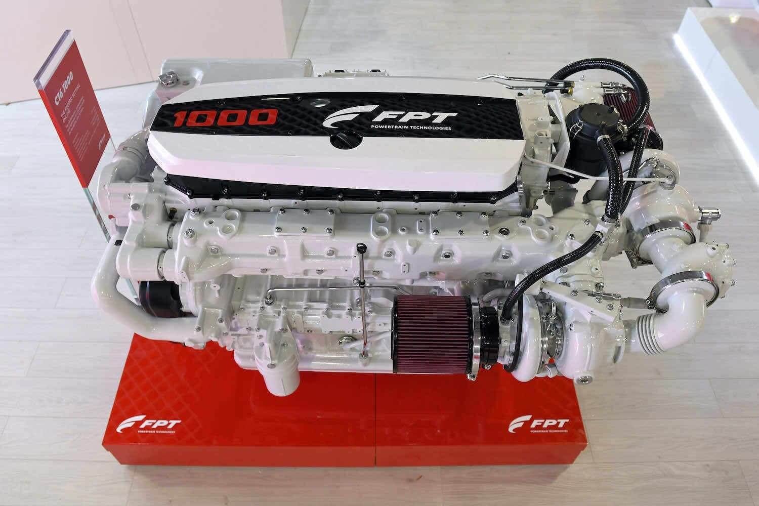 Marine engines Pleasure FPT Industrial