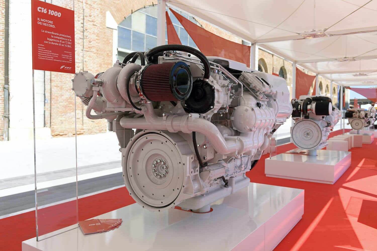 Marine engines Pleasure FPT Industrial