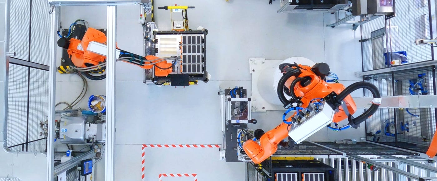 hero image desktop_ePowertrain plant (1)